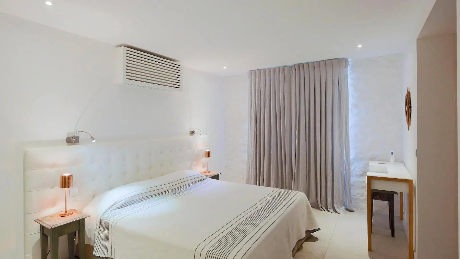 Mas De La Galegiere - Les Chambres D'Hotes Arles 0*,  France